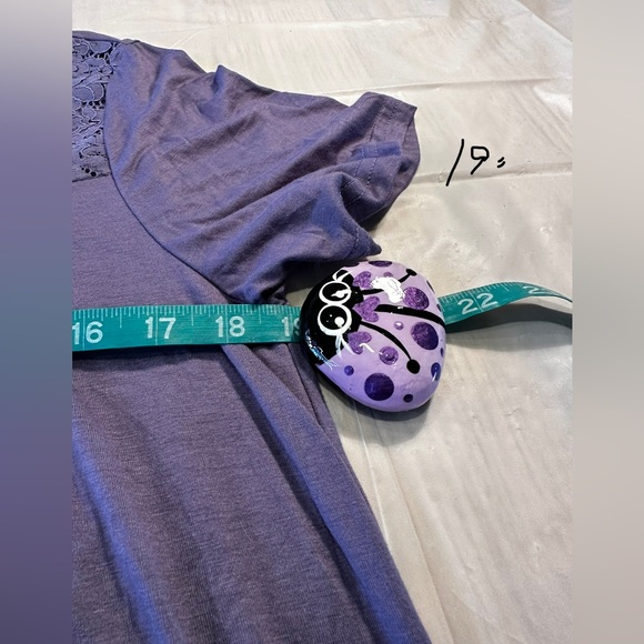 Lediosto Pleated Purple Knit Lace Top Short Sleeve Scoop Neck Size Medium - Picture 12 of 15